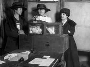 1917 Suffragists voting NYC c Everett shutterstock_242816731